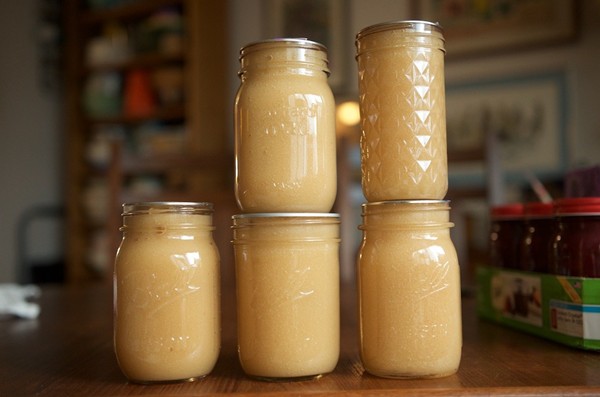 Low sugar apple ginger butter