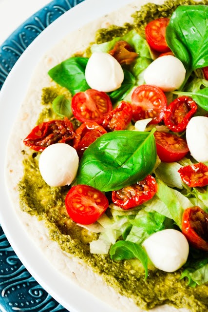 Lunchtime Caprese pizza wraps