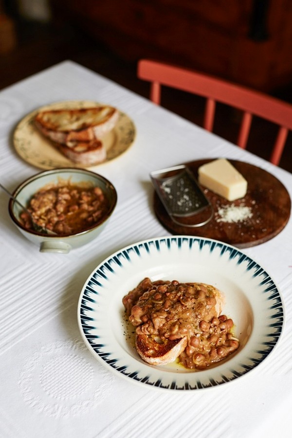 Luxury beans on toast