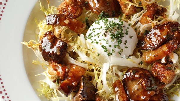 Lyonnaise salad with lardons (Salade Lyonnaise aux lardons) [Daniel Boulud]