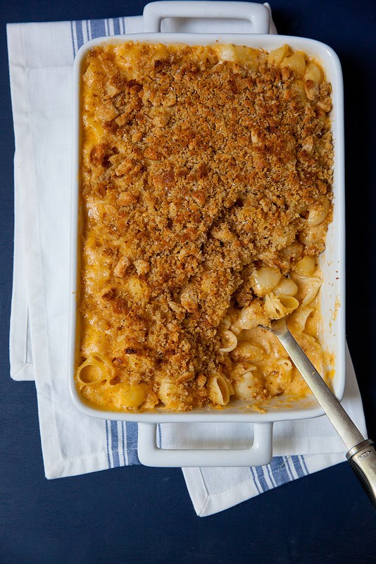 Mac and cheese with garlicky breadcrumbs