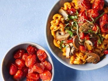 Mac and cheese with roasted veggies