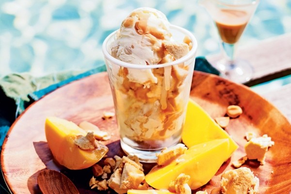 Macadamia & honeycomb ice cream with palm sugar sauce