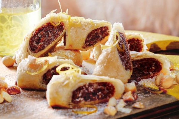 Macadamia baklava