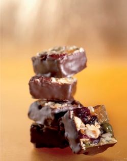 Macadamia bites