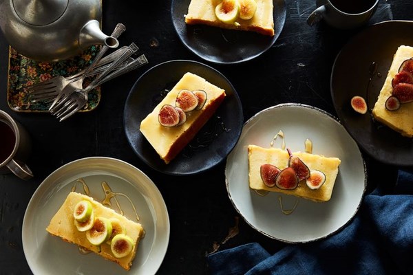 Macanese potato cake (Batatada)