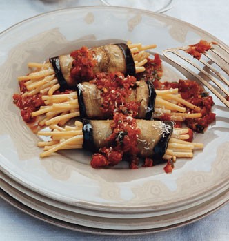 Macaroni and eggplant (Maccheroni e melanzane)