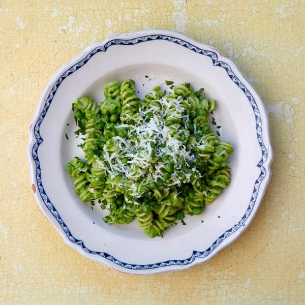 Macaroni peas