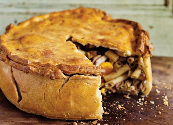 Macaroni pie (Timballo del gattopardo)