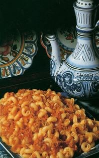 Macaroni with sausagemeat and carrots (Maccheroni con la salsiccia e le carote)