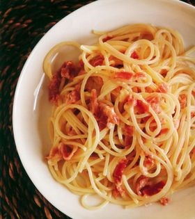 Maccheroni with pancetta and ricotta (Maccheroni alla pancetta e ricotta)
