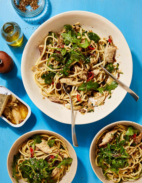 Mackerel and za'atar linguine with lime
