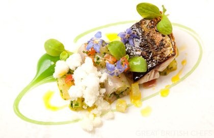 Mackerel, horseradish snow and cucumber purée