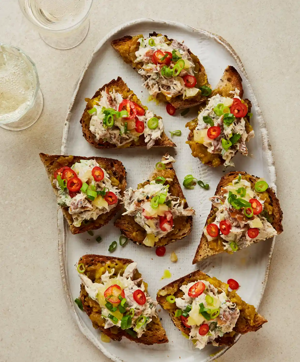Mackerel paté with curried onions and lemon