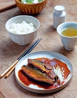 Mackerel simmered in miso (Saba no misoni)