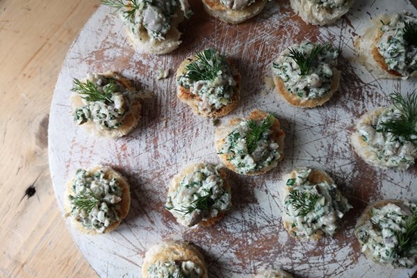  Mackerel tartare canapés with dill on toasted sourdough