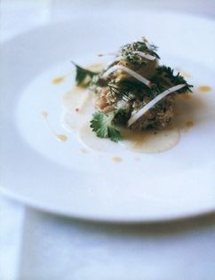 Mackerel tartare with pickled mooli and avocado purée