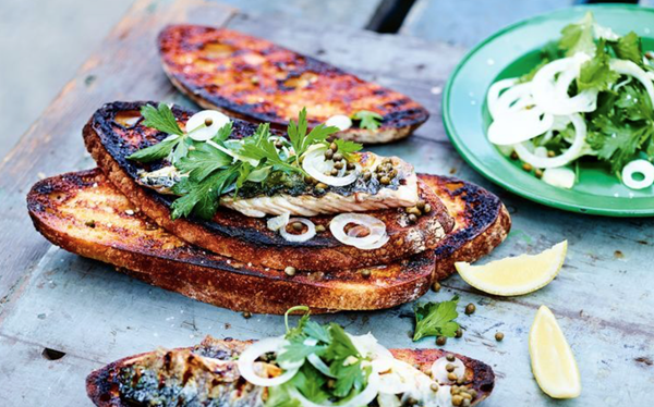 Mackerel toast with salad