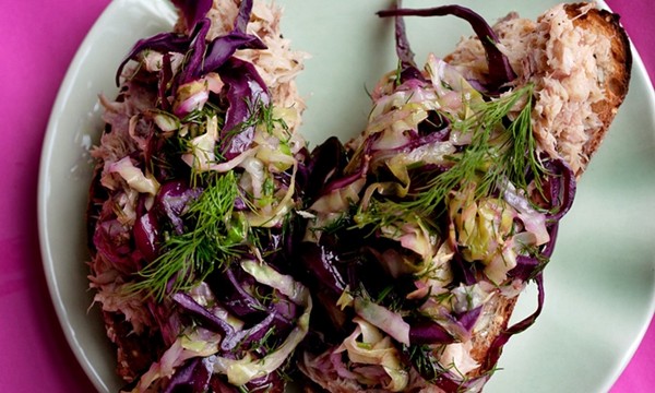 Mackerel toasts with dill cabbage