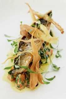 Mackerel with curried mussel broth (Grilled mackerel with curried mussel broth and cumin parsnip crisps)
