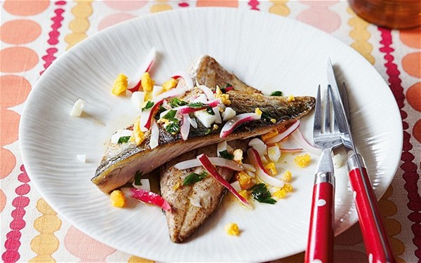 Mackerel with melted butter, parsley, radish and egg