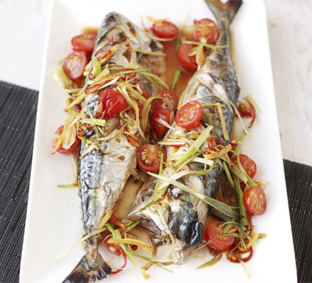 Mackerel with sizzled garlic, ginger and tomatoes