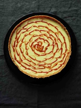 Magic lemon cheesecake