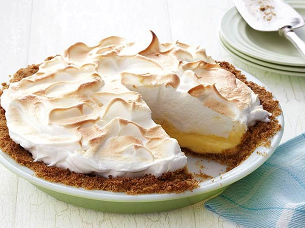 Magic lemon meringue pie