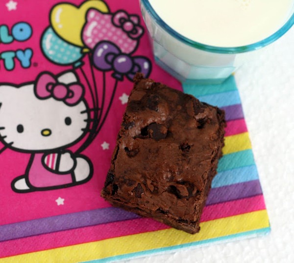 Magic marshmallow chocolate chip brownies