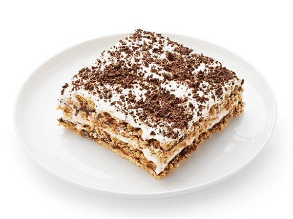 Magical no-bake s’mores cake