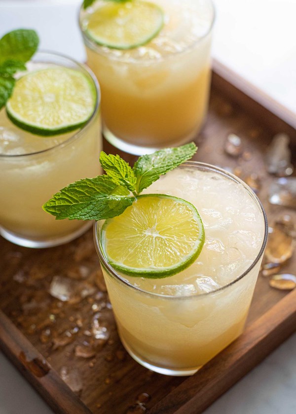 Mai tai cocktail