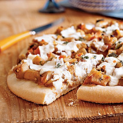 Majorcan vegetable pizza (Coca de verduras)