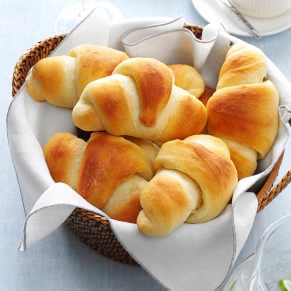 Make-ahead butterhorns 