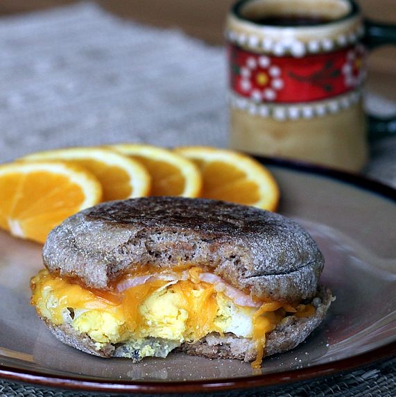Make-ahead, healthy egg McMuffin copycats
