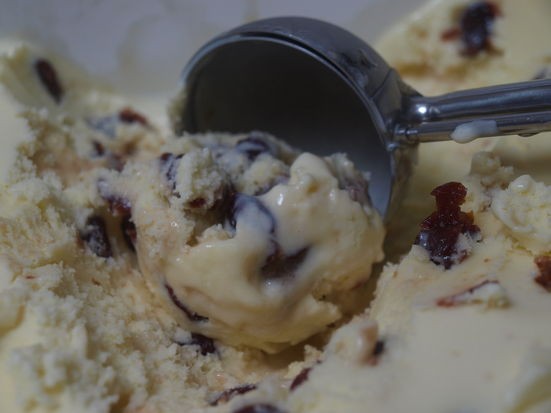 Make mine a Manhattan ice cream (a rum raisin redo)
