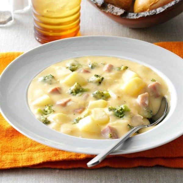 Makeover cheesy ham & potato soup