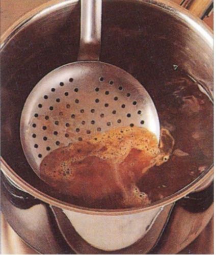 Making a basic brown sauce