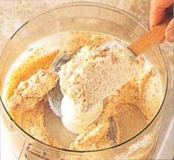 Making a nut butter