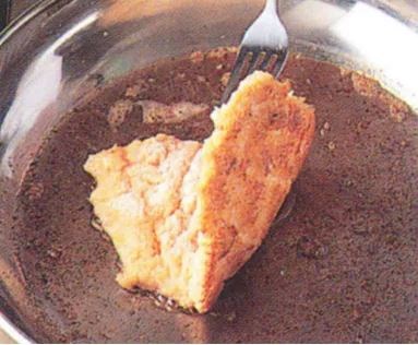 Making chicken schnitzels