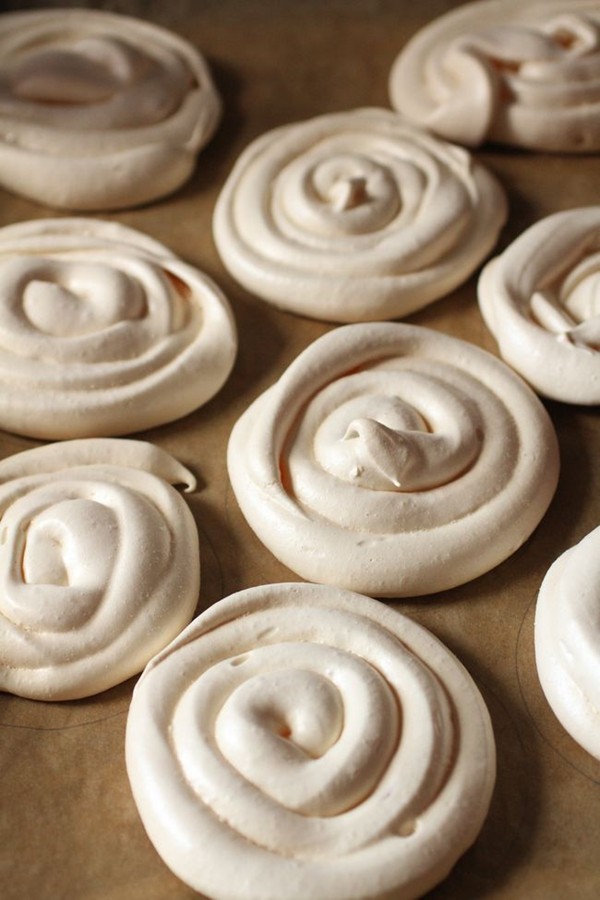 Making meringues