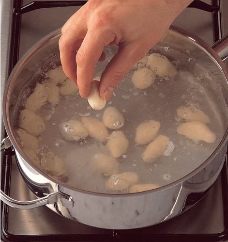 Making potato gnocchi