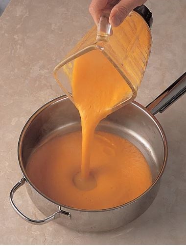 Making pureed vegetable soups