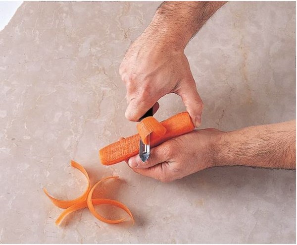 Making root vegetable ribbons