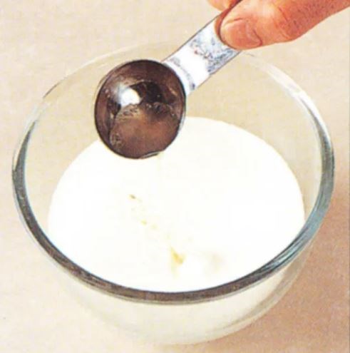 Making sour cream