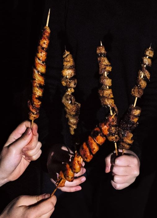 Mala-spiced gluten skewers (Málà kǎomiànjīn)