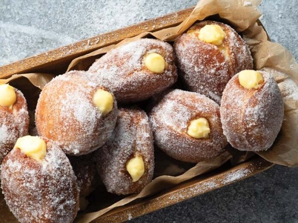 Malasadas [haupia filling]