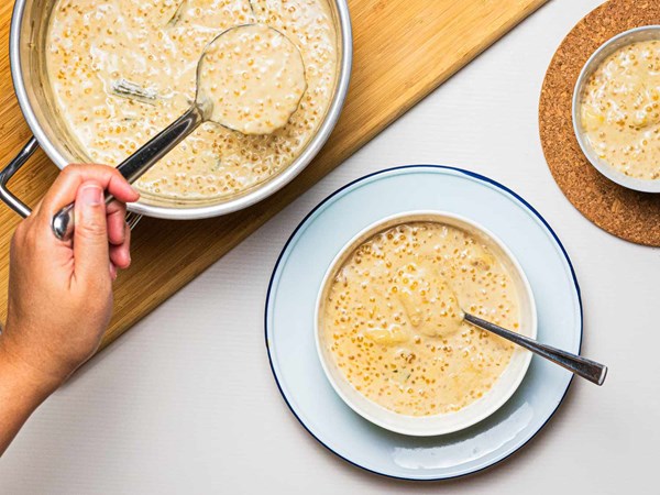 Malaysian banana coconut soup (Pengat pisang)