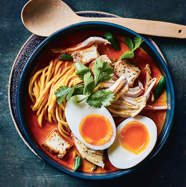 Malaysian chicken curry laksa