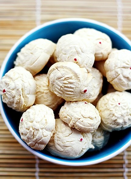 Malaysian coconut biscuits (Kuih bangkit)