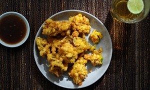 Malaysian prawn fritters